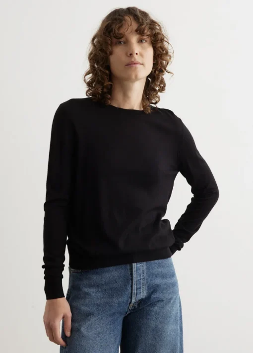 Fine Crew-Neck Knit