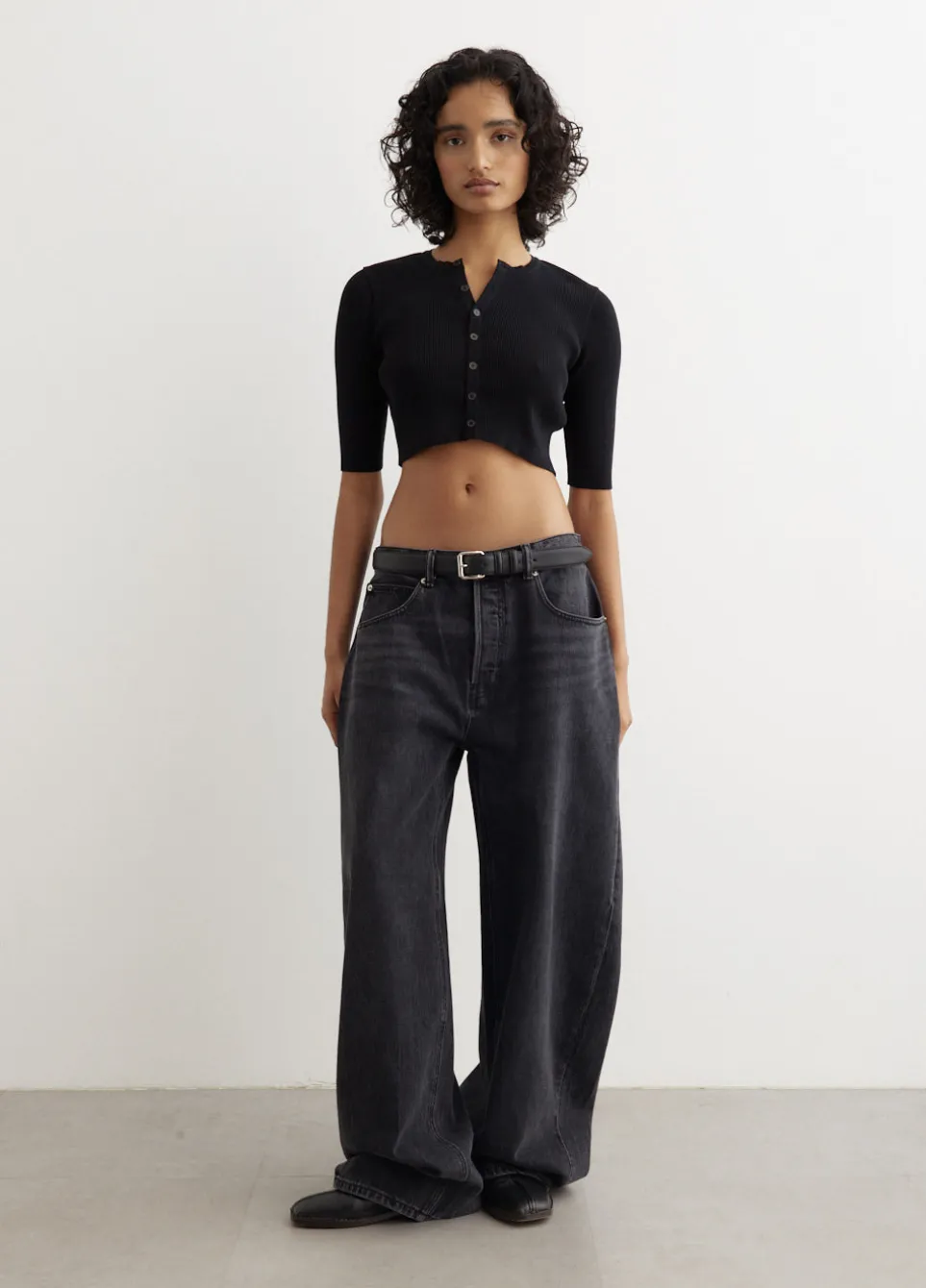 Giza High Gauge Rib Knit Short Cardigan