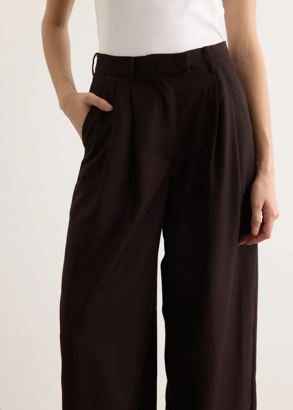 Jejune Tailored Pants