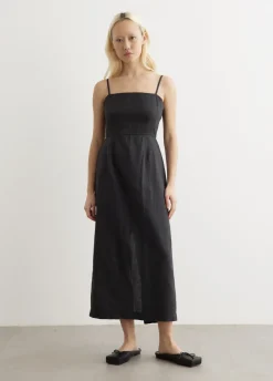 Lareina Dress