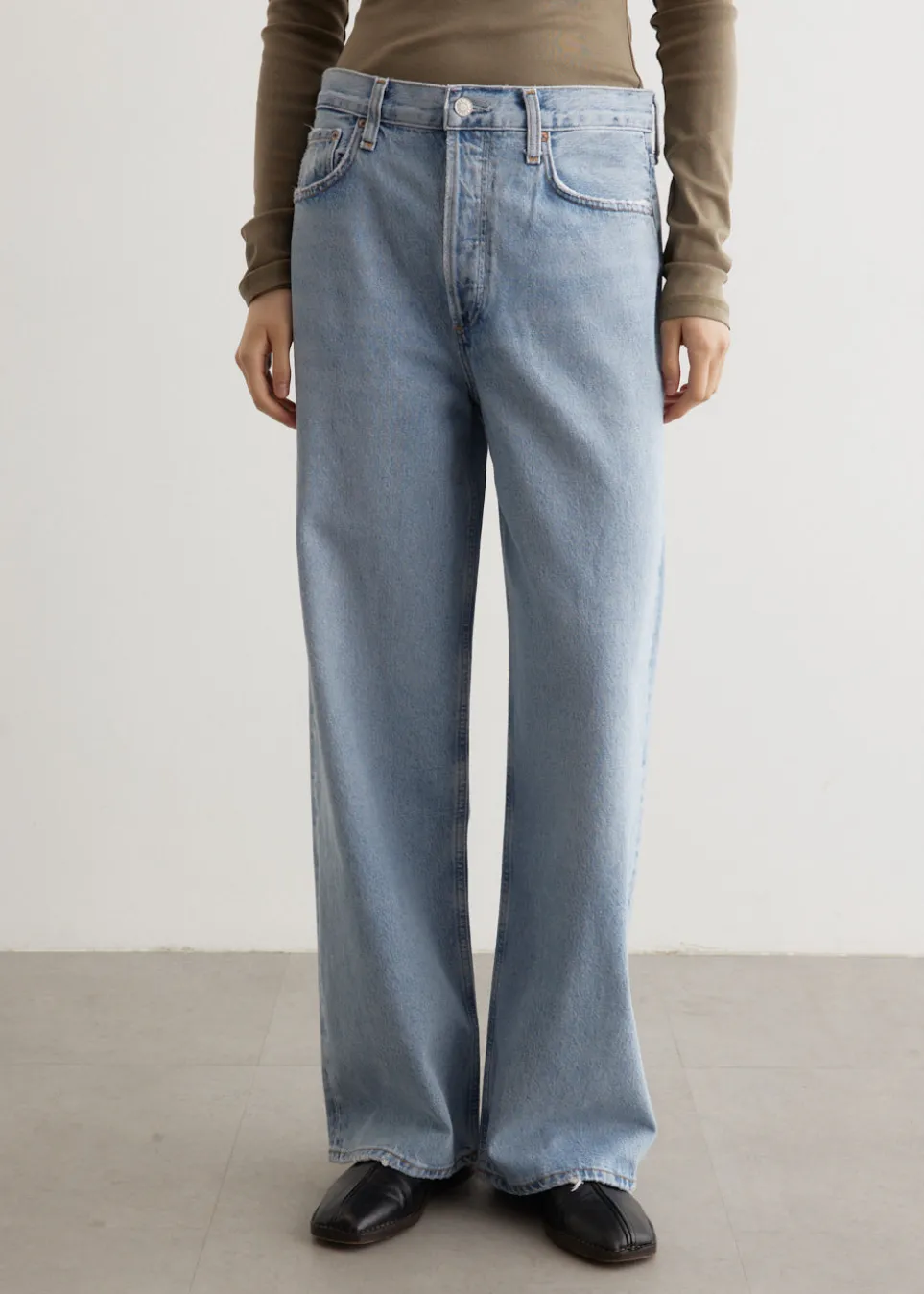 Low Slung Baggy Jeans