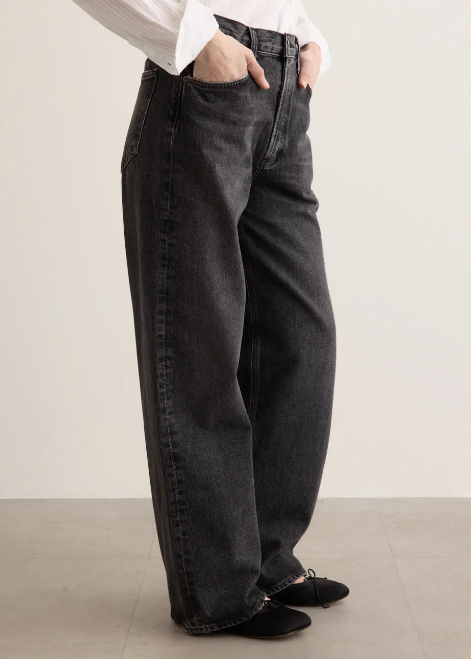 Low Slung Baggy Jeans