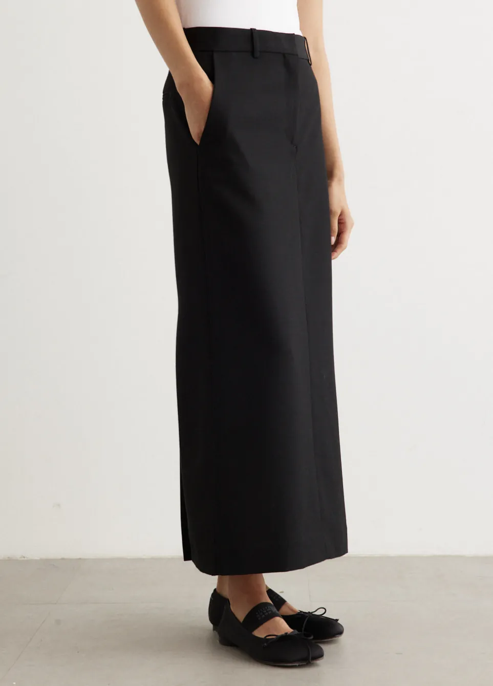 Low-Waist Straight Skirt
