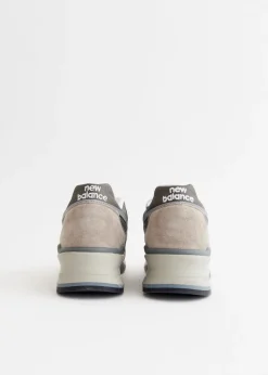 MADE in USA 997 'Grey' Sneakers