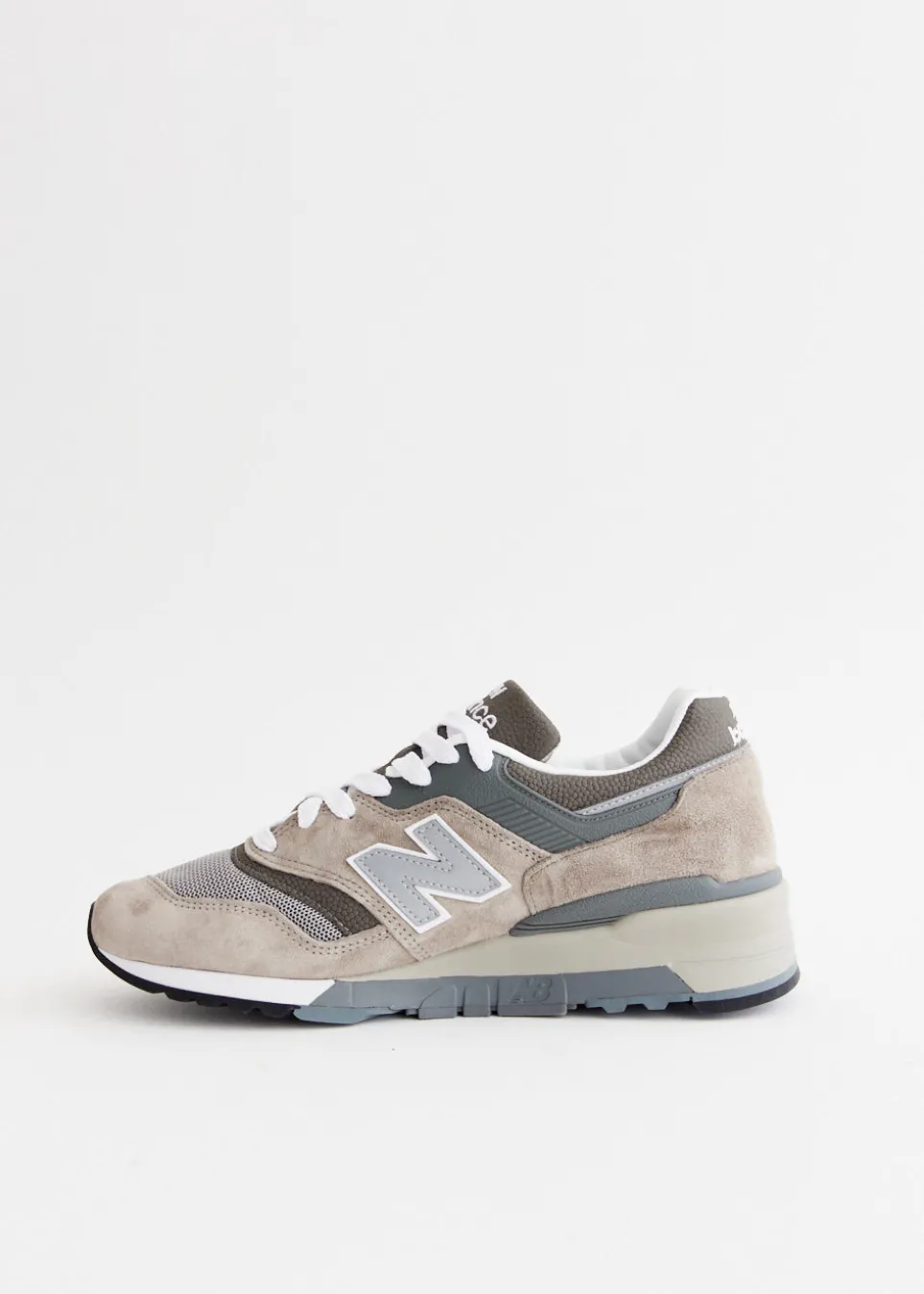 MADE in USA 997 'Grey' Sneakers