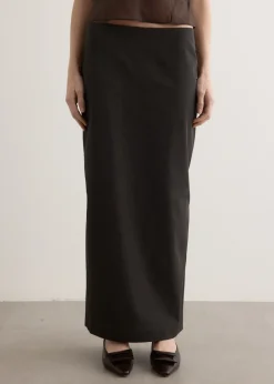Minimal Column Skirt