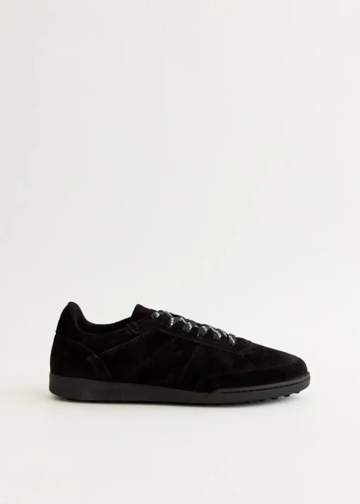 Moe Sneakers