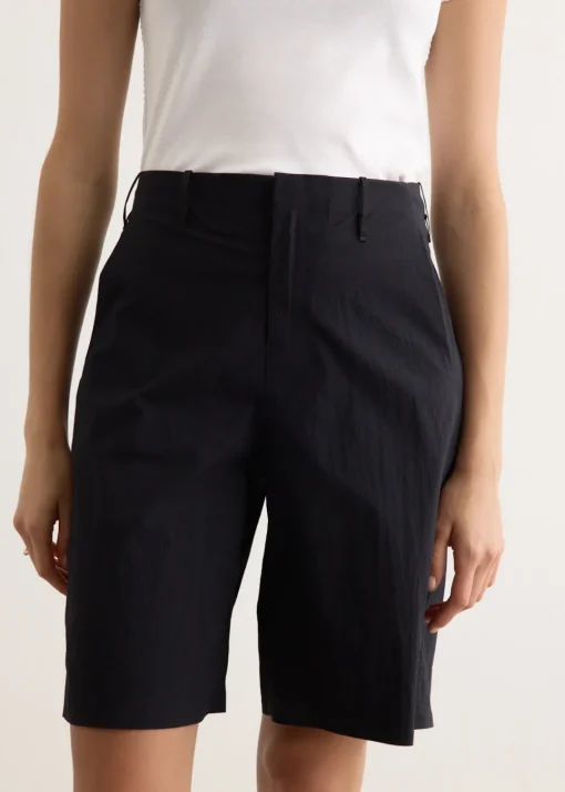 Nave Shorts