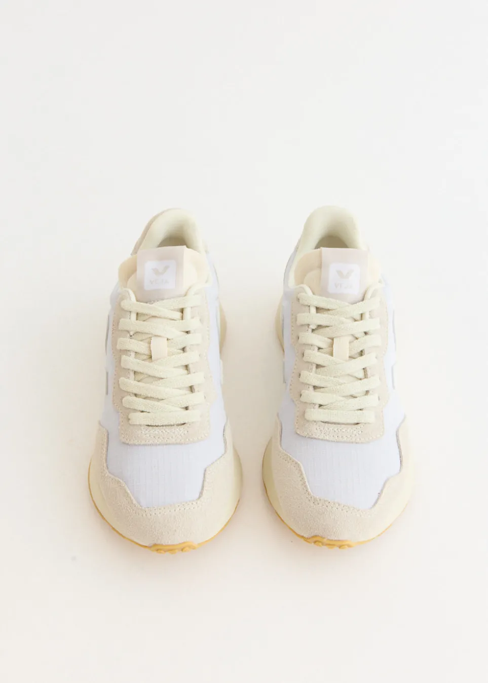 Paulistana 'Pearl Pierre' Sneakers