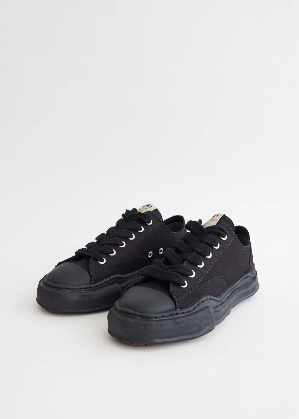 Peterson Low Canvas Low-Top Sneakers