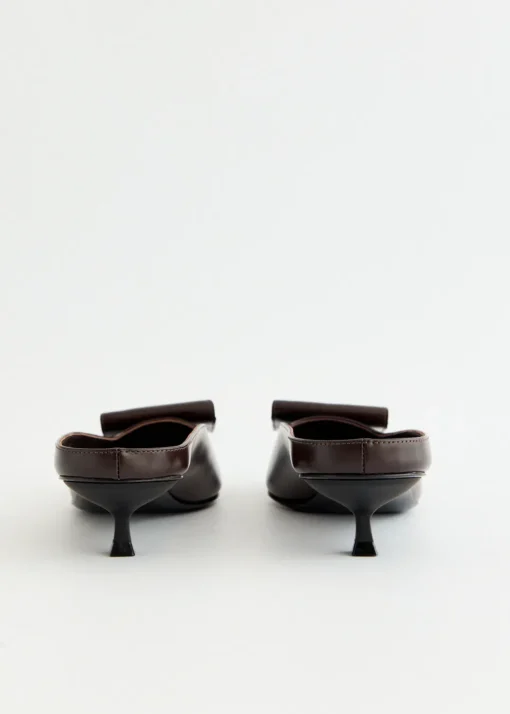 Petit Pouch Heels