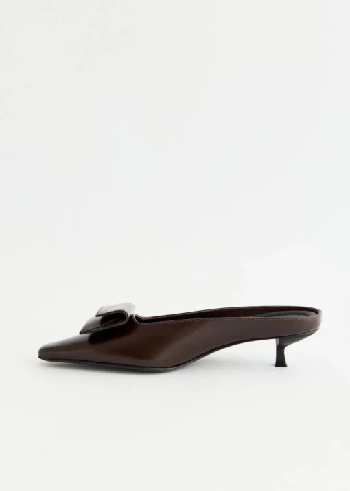 Petit Pouch Heels