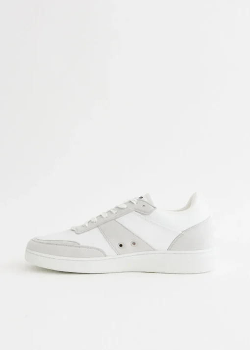 Plain Sneakers