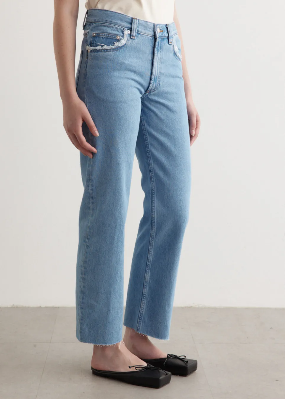 Relaxed Raw Edge Jeans