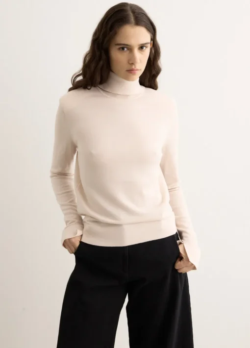Ria Turtleneck