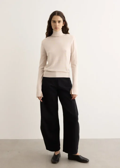 Ria Turtleneck