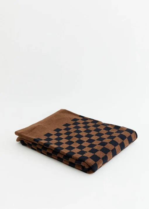 Roman Pool Towel