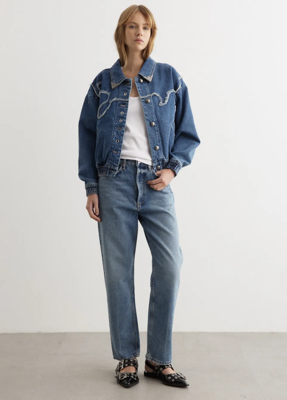 90's Mid Rise Straight Jeans
