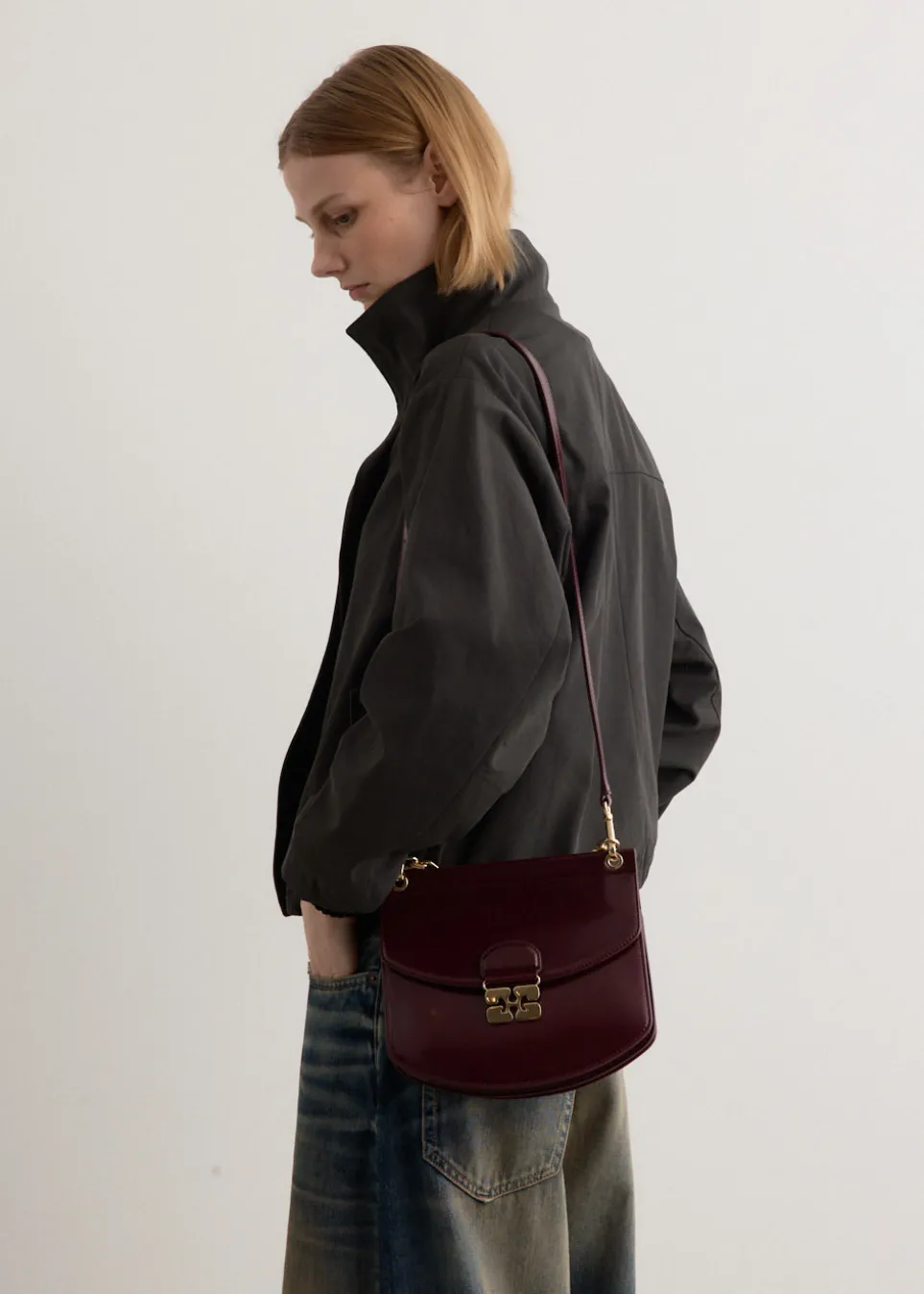 Small Box Chain Apo-G Bag