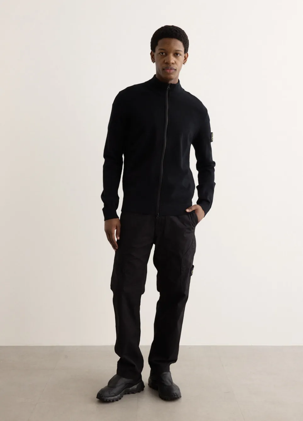 Stand Collar Zip Knit Cardigan