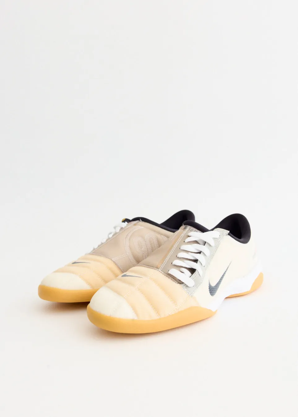 Total 90 'White Black' Sneakers