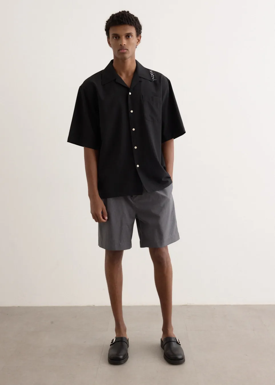 Tropical Wool Pleat Shorts