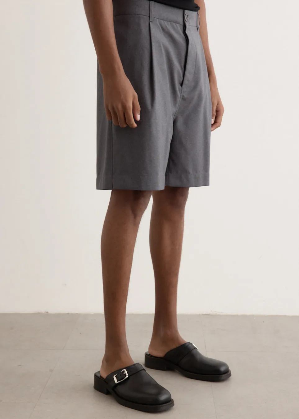 Tropical Wool Pleat Shorts