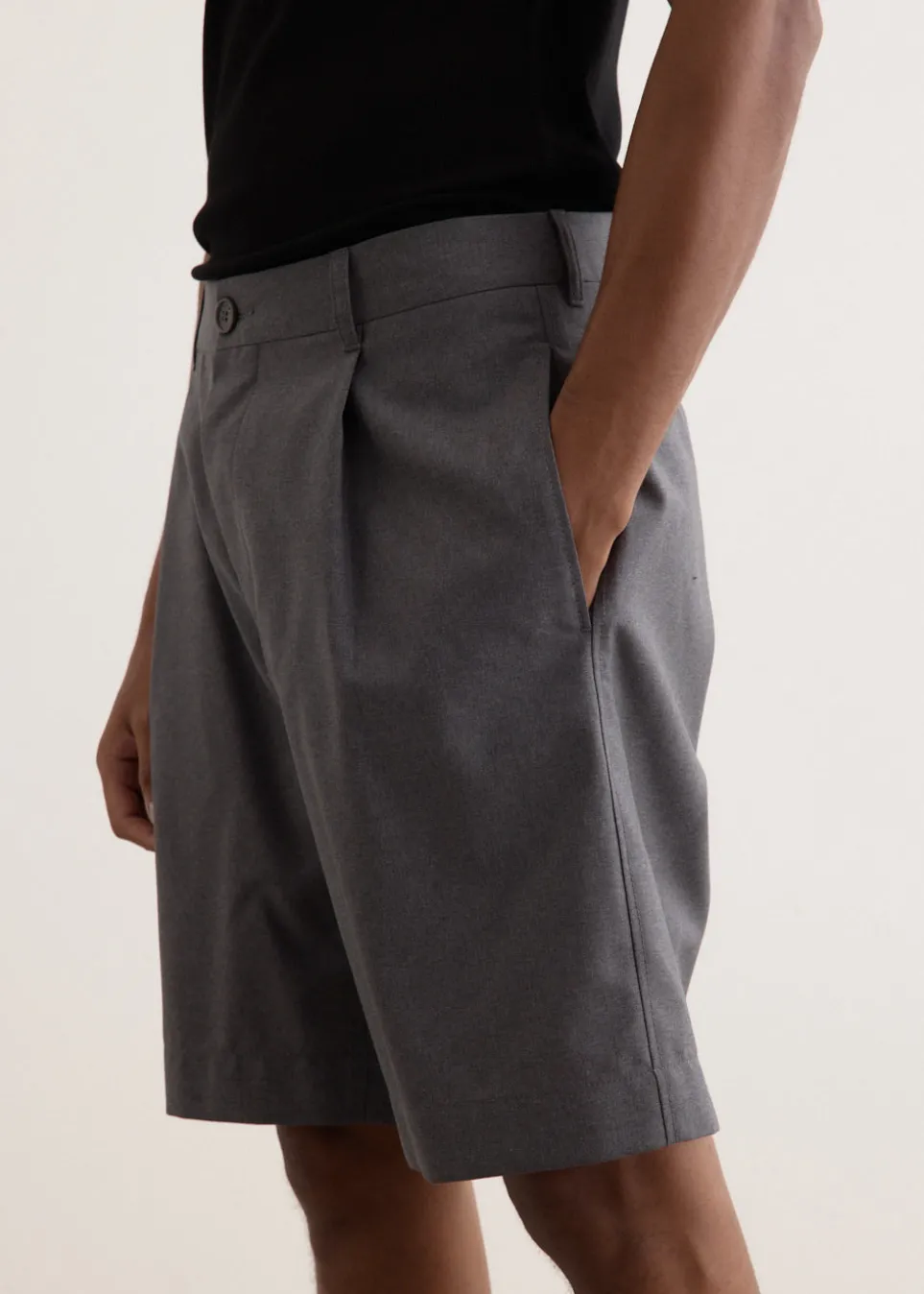 Tropical Wool Pleat Shorts