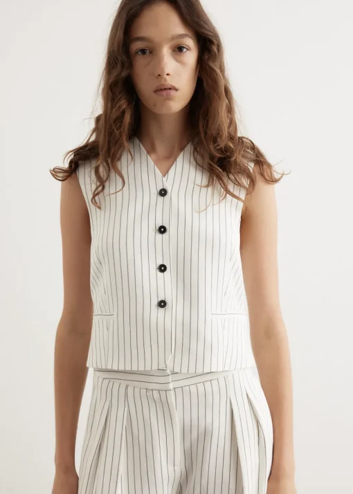 Vanua Vest