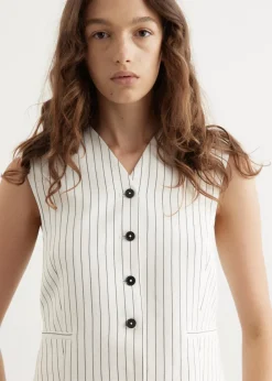 Vanua Vest