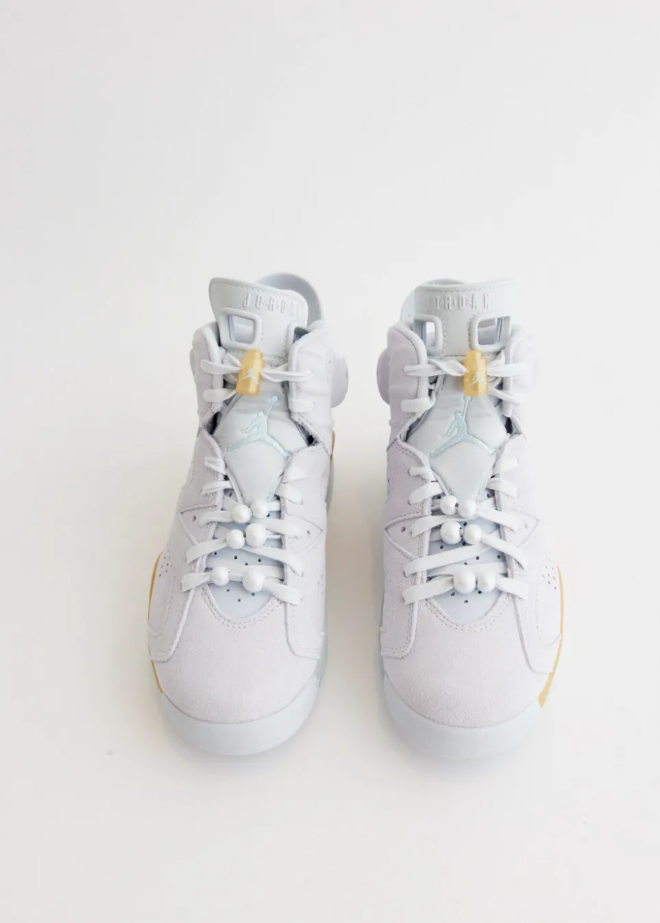 Women's Air Jordan 6 Retro 'Pearl' Sneakers