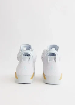 Women's Air Jordan 6 Retro 'Pearl' Sneakers