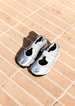 Women's Air Rift 'Metallic Silver' Sneakers