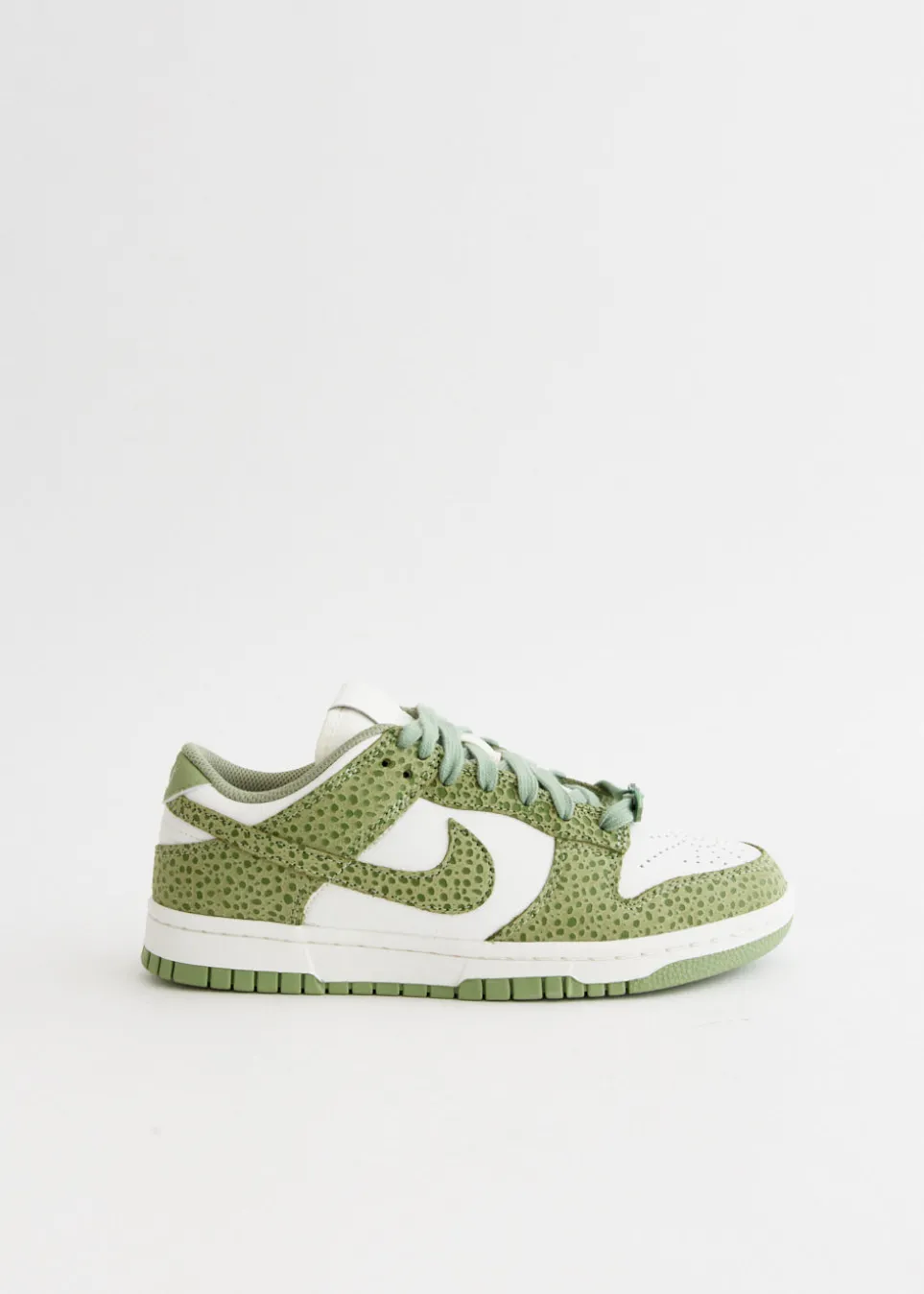 Women's Dunk Low 'Safari Oil Green' Sneakers