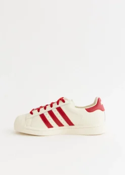 x Avavav Superfinger Superstar Sneakers