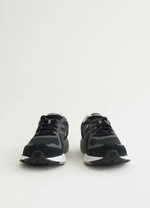 x New Balance 860v2 'Black' Sneakers